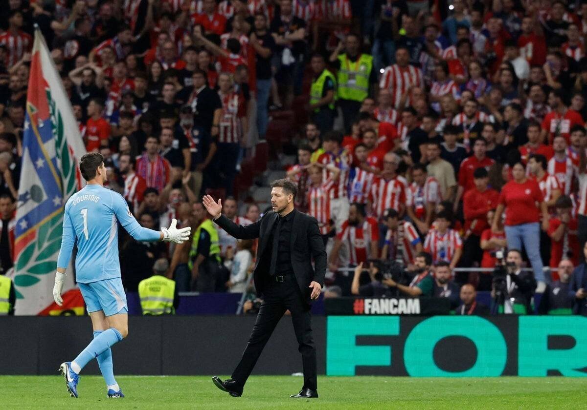 Simeone et Courtois, salut ironique après les provocations.