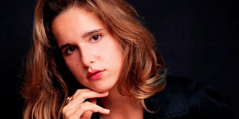 Esther Teillard signe un roman affranchi des bonnes manières.