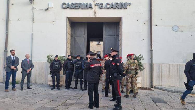 Carabinieri engagés dans l'opération