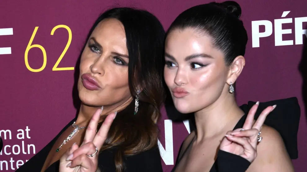Selena Gomez et Karla Sofía Gascón lors de la présentation de Emilia Pérez