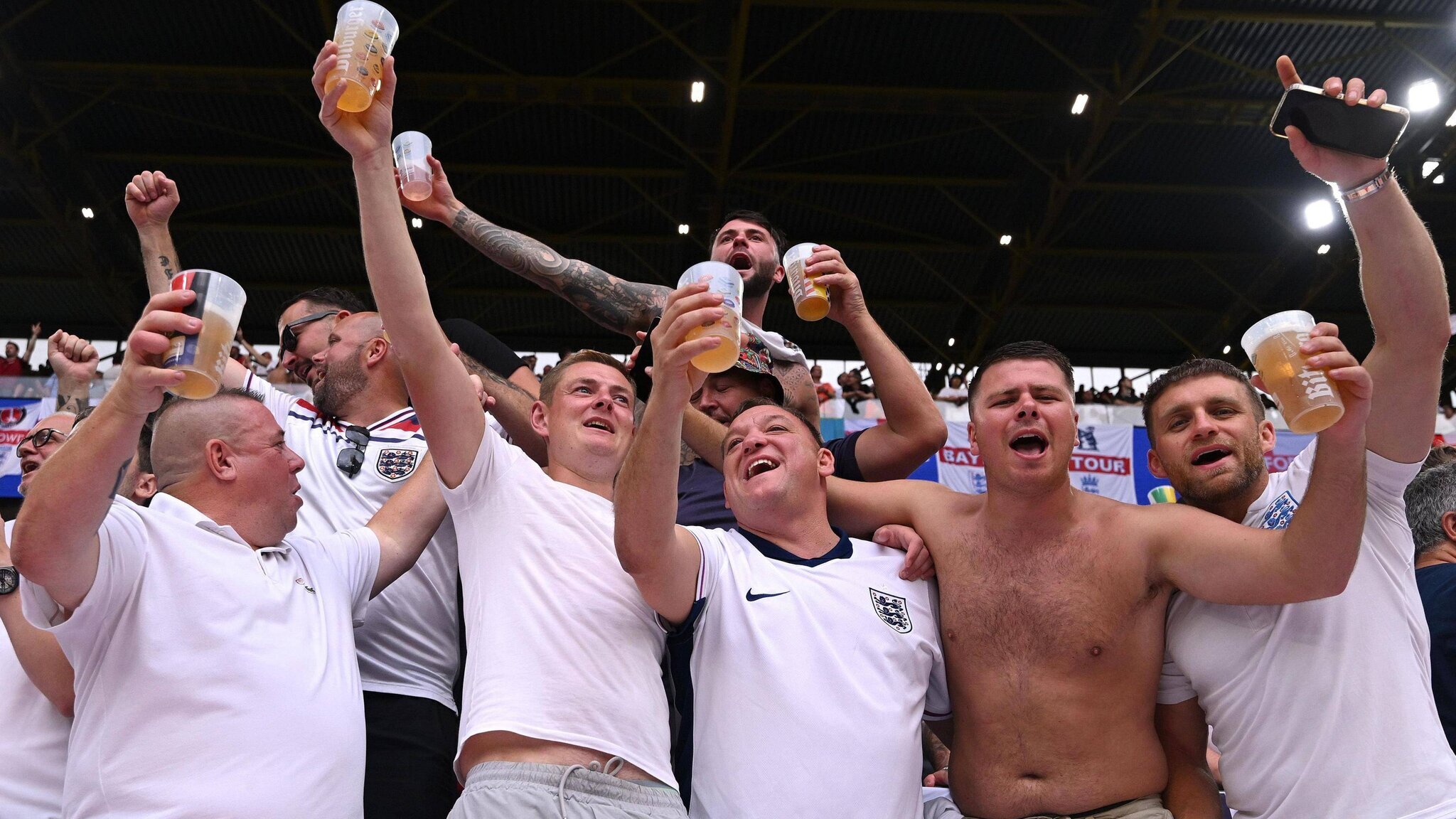 Supporters anglais avant la demi-finale de l'Euro 2024 contre les Pays-Bas
