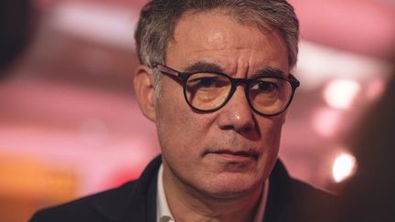 Olivier Faure, premier secrétaire du Parti socialiste, lors d'un meeting à Carcassonne (Aude) le 13 février 2025. (IDRISS BIGOU-GILLES / HANS LUCAS / AFP)
