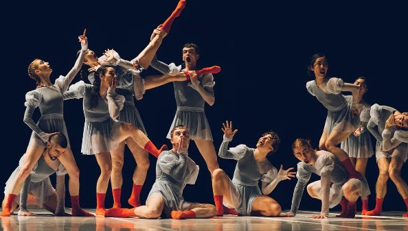 Du voguing, de la danse post-Internet et des performances choc : vous allez adorer (LA)HORDE - Théo Giacometti