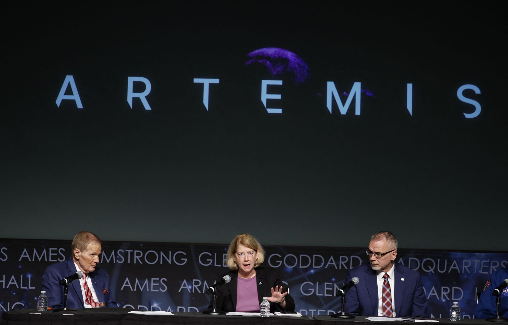 Conférence de presse sur la campagne Artemis avec les représentants de la NASA