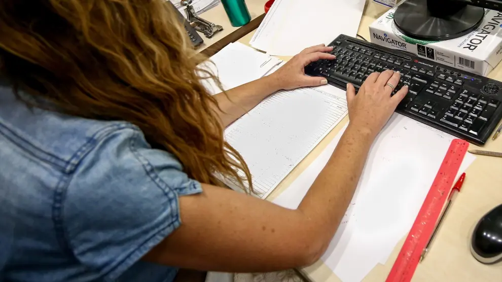 Femme au travail