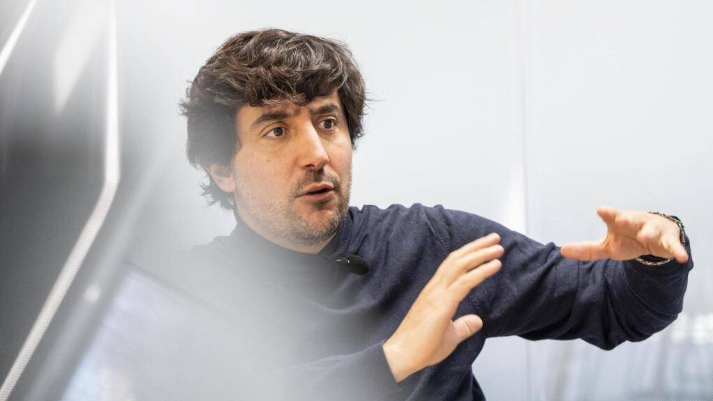 Toni Roldán, durante su entrevista con este periódico celebrada en la sede de EsadeECPol.