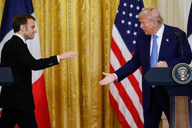 Emmanuel Macron et Donald Trump lors d’une conférence de presse conjointe à la Maison Blanche, à Washington, le 24 février 2025.