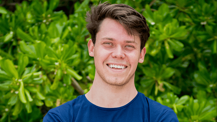Adrien, membre de l’équipe représentant le Sud, participe à la nouvelle saison de Koh-Lanta.