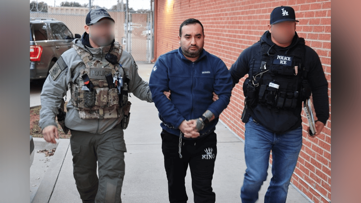 ICE Dallas officers arrest