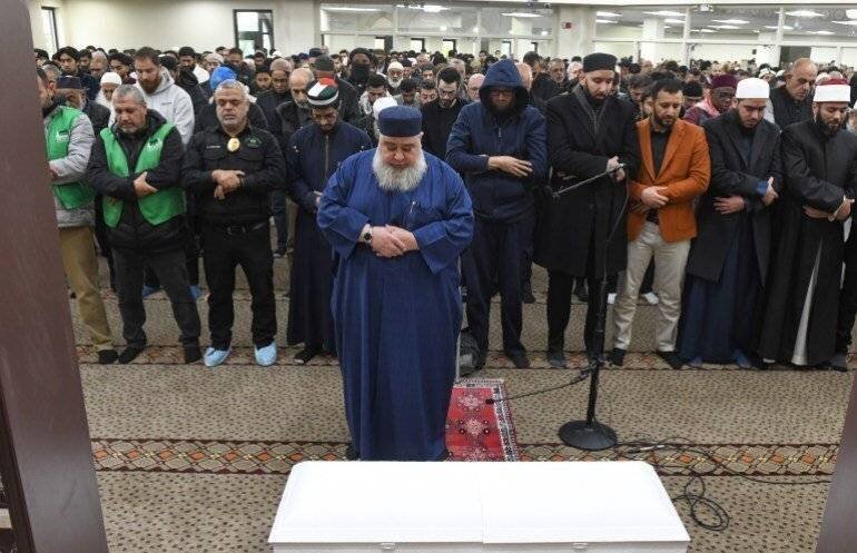 Prière funéraire pour Wadi al-Fayyumi