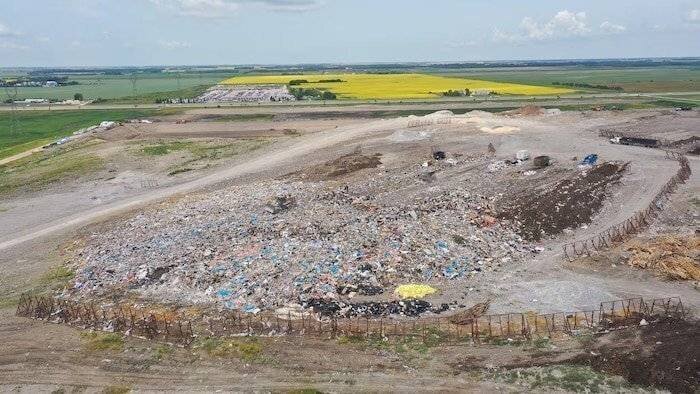 Une vue aérienne de la décharge Prairie Green, au nord de Winnipeg.