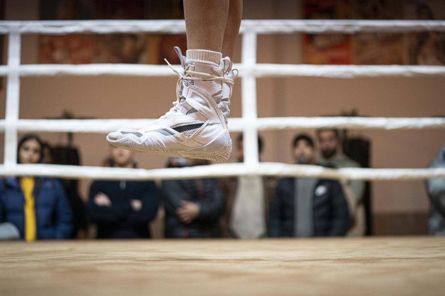 Les bottes de Sandor Martín pendant l'entraînement