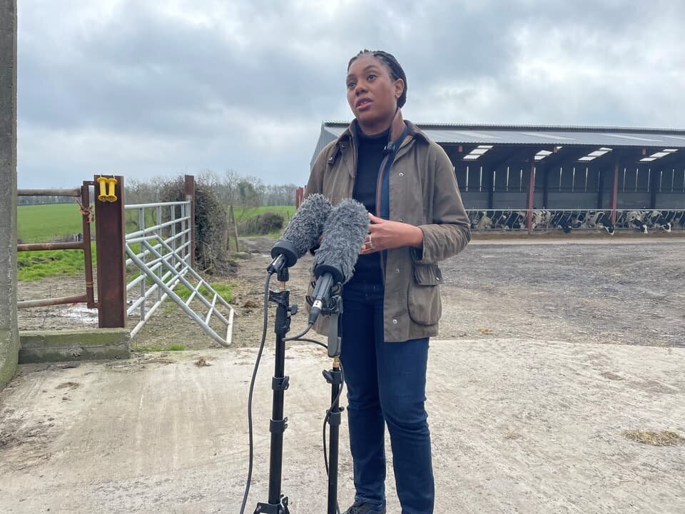 Kemi Badenoch à la ferme