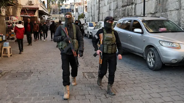 Éléments de sécurité loyalistes au nouveau régime syrien