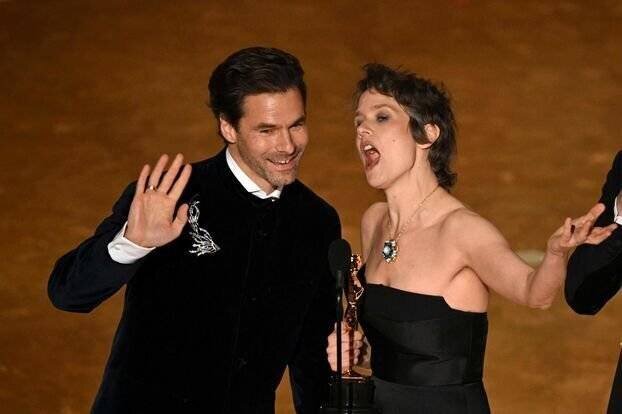 Camille et Clément Ducol sur scène