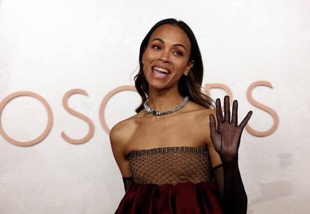 Zoe Saldana reçoit son Oscar