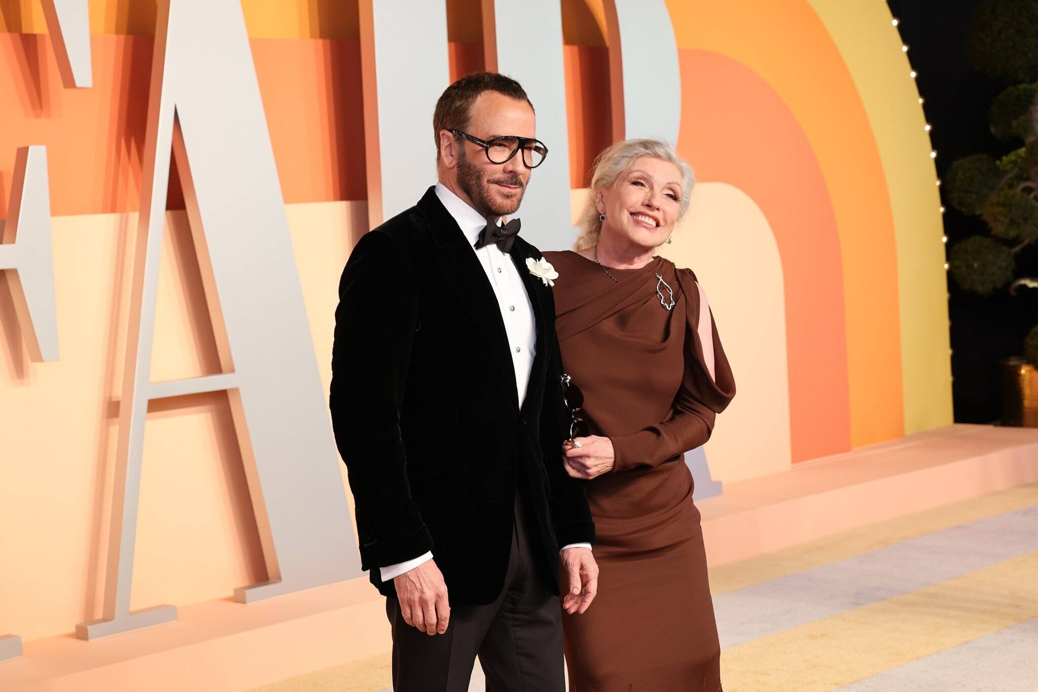 Tom Ford et Debbie Harry à la Vanity Fair Oscar Party 2025