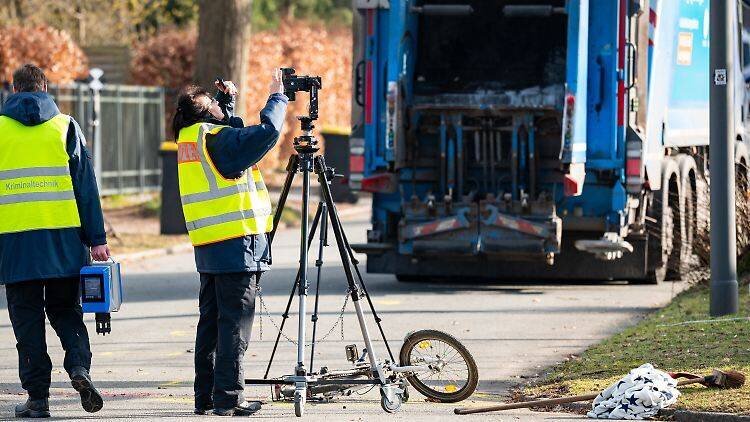 La police a investi le lieu de l'accident à Volksdorf avec un scanner 3D et un drone.