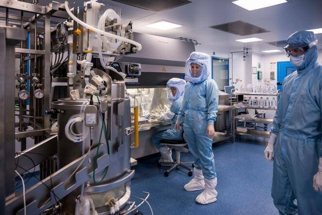 Dans l’usine pharmaceutique de la compagnie allemande BioNTech, à Marburg (Allemagne), le 27 mars 2021.