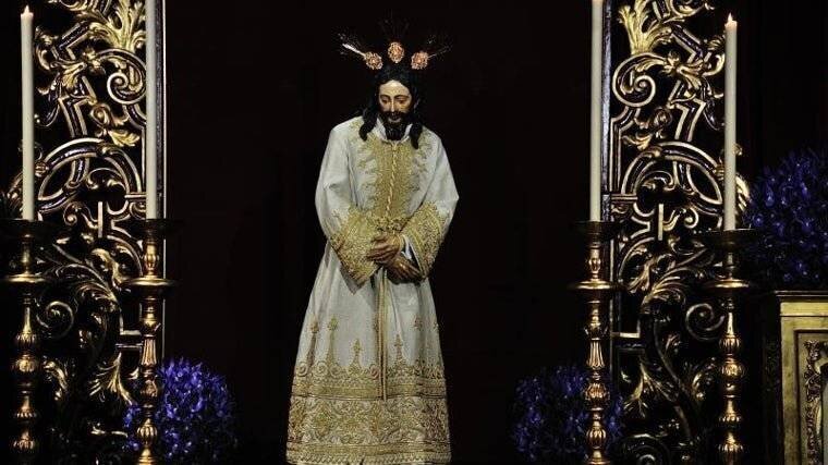 Besamanos del Señor de Silencio de la Amargura