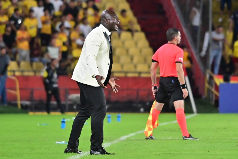 Seguindo Castillo lors d'un match