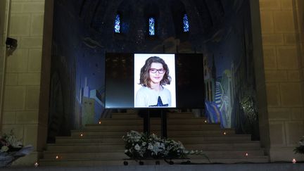 La cérémonie d'obsèques d'Evaëlle au cimetière du Père-Lachaise (Paris), le 3 juillet 2019. (THIBAULT CHAFFOTTE / MAXPPP)