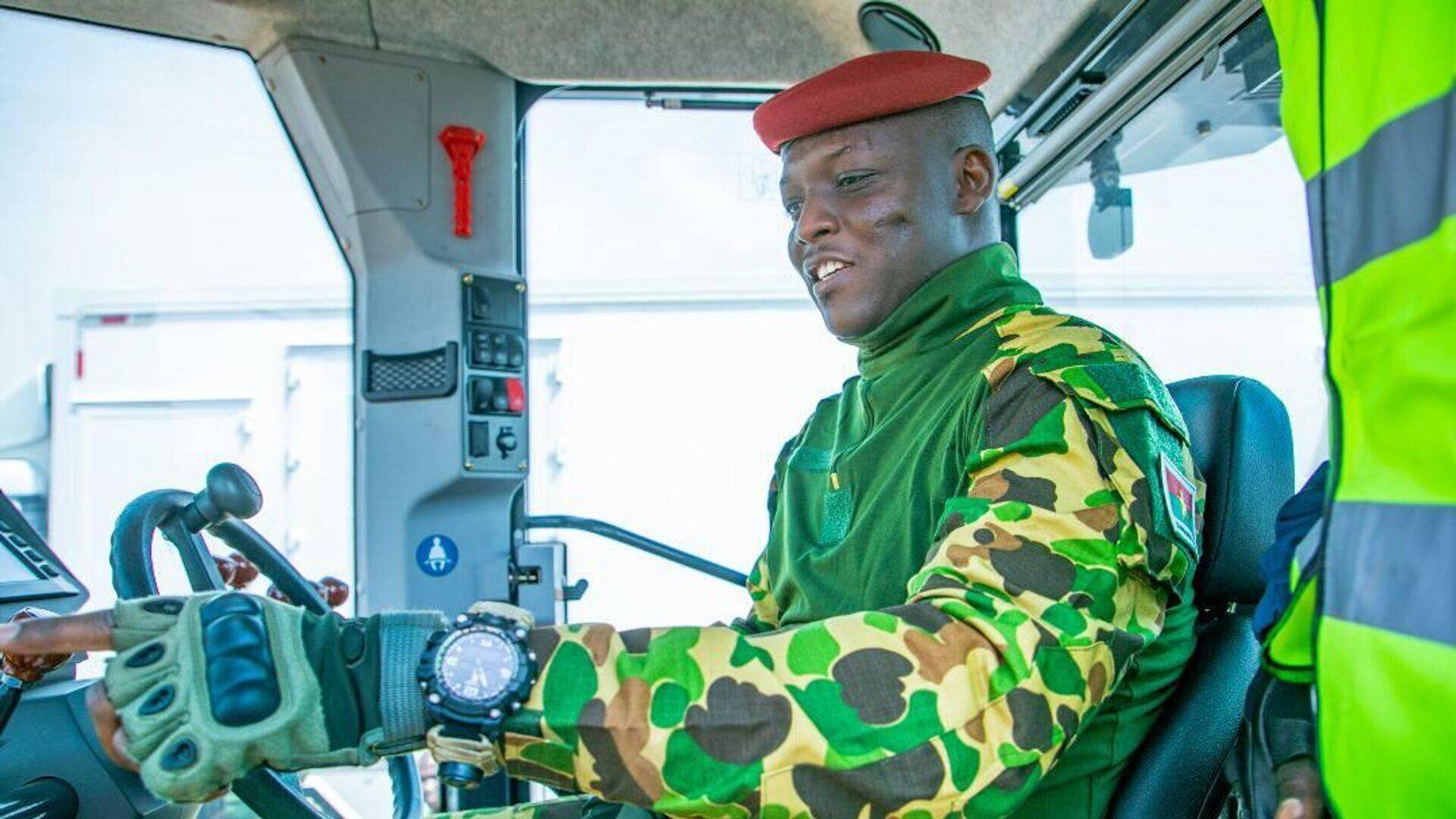 Matériel agricole livré au Burkina Faso