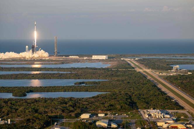 Décollage de la fusée Falcon 9 de SpaceX du Centre spatial Kennedy, à Cap Canaveral (Floride), le 14 mars 2025.