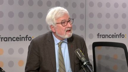 L'ancien ambassadeur de France en Russie Jean de Gliniasty était l'invité de franceinfo soir, mardi 18 mars 2025.