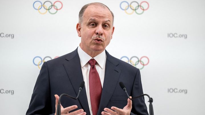 Le Jordanien Feisal al-Hussein, président de la commission des athlètes du CIO, le 30 janvier 2025 à Lausanne. (FABRICE COFFRINI / AFP)