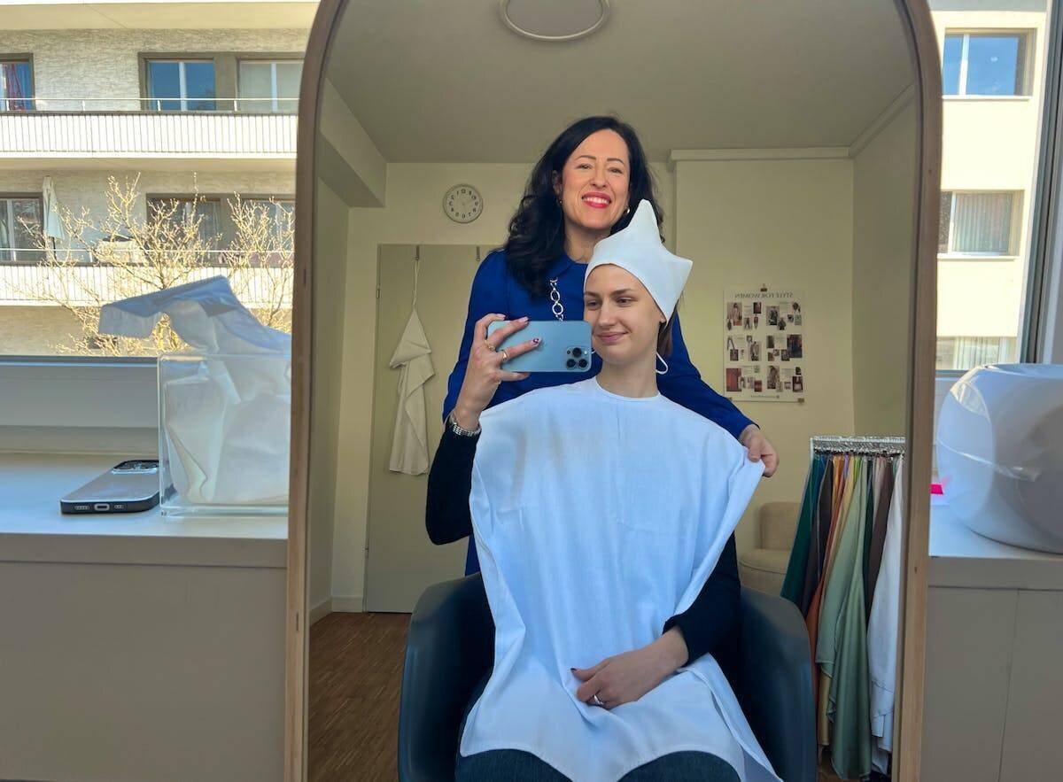 Couverture des vêtements et des cheveux lors de l'analyse des couleurs