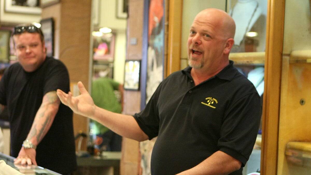 Rick Harrison dans son shop de prêt sur gage