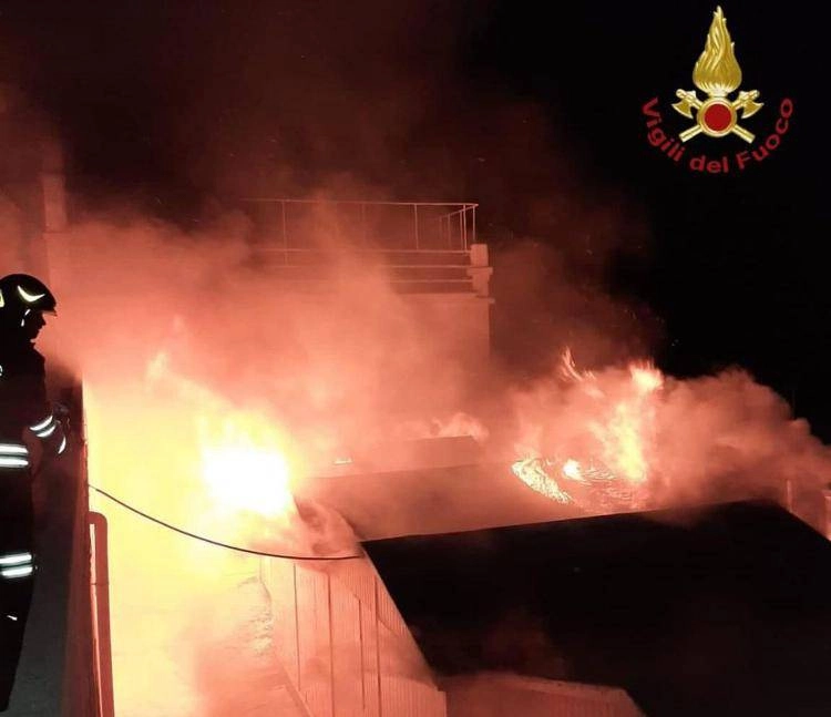 Incendies aux établissements d'Ostia