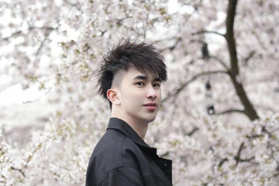 Zhenhao Zou