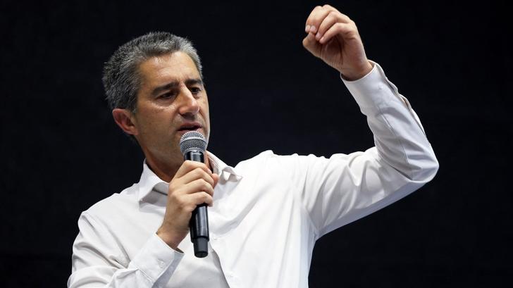Ruffin s’élance vers 2027 avec un meeting contre « les trop mous et les trop fous »