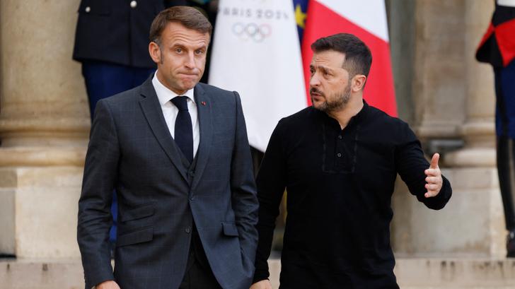 Emmanuel Macron et Volodymyr Zelensky déplorent l'inaction russe pour la paix en Ukraine.