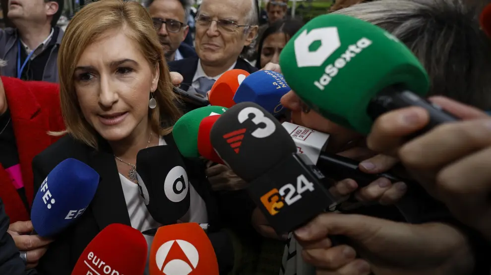 Salomé Pradas arrivant au tribunal