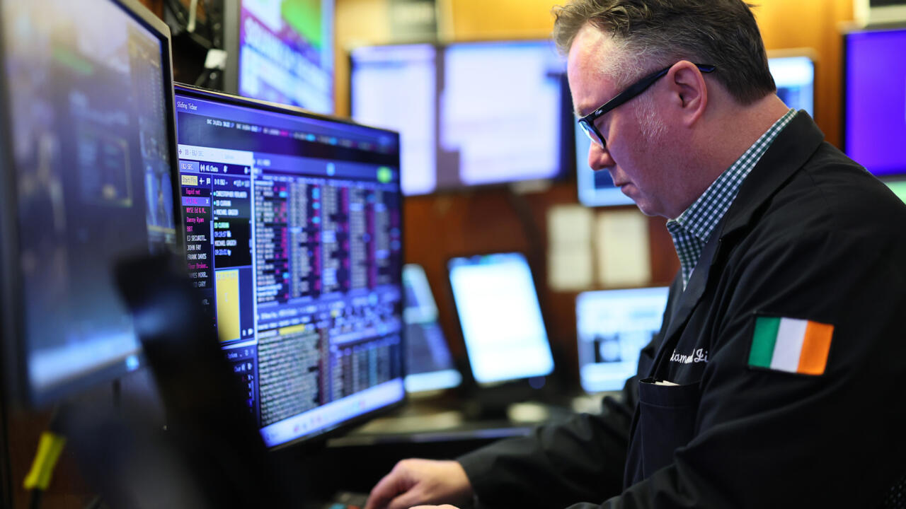 Trader sur le New York Stock Exchange le 11 avril 2025.