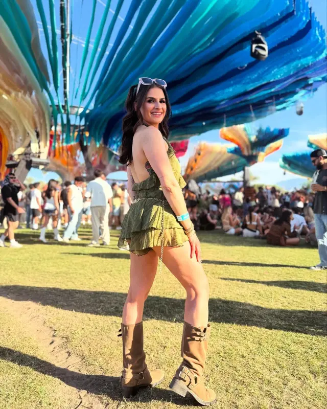 Emma Kapotes à Coachella 2025