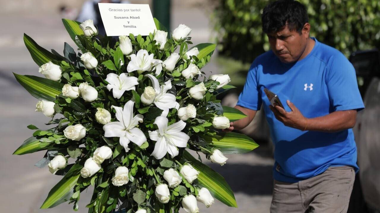 Hommage à Mario Vargas Llosa dans le quartier de Barranco à Lima