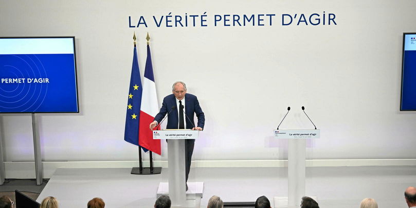 François Bayrou a tenu une conférence sur les finances publiques, ce mardi 15 avril 2025.