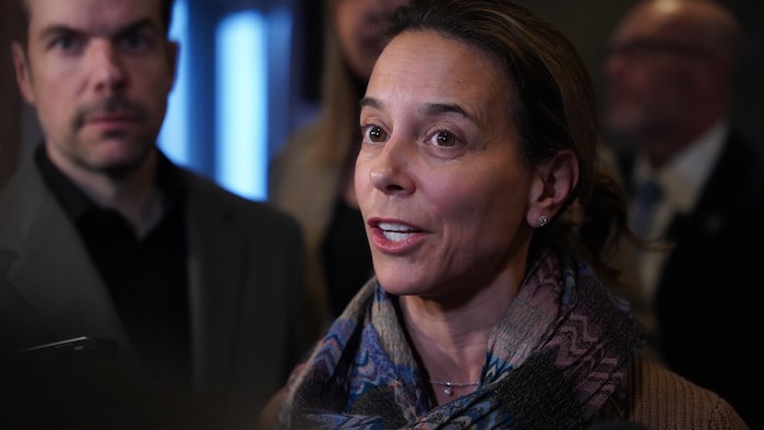 La ministre responsable de l'Habitation, France-Élaine Duranceau.