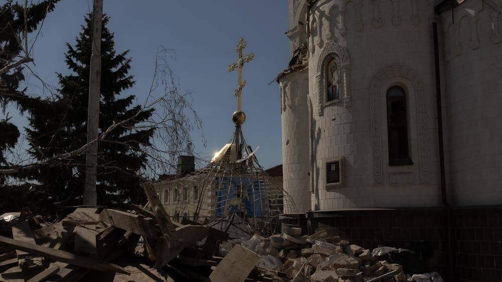 Une église dans la région de Donetsk sévèrement endommagée par des tirs de grenades