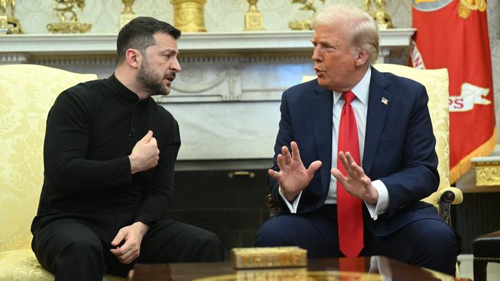 Donald Trump, ici le 28 février avec Volodymyr Zelensky, espère un accord en Ukraine « cette semaine ».
