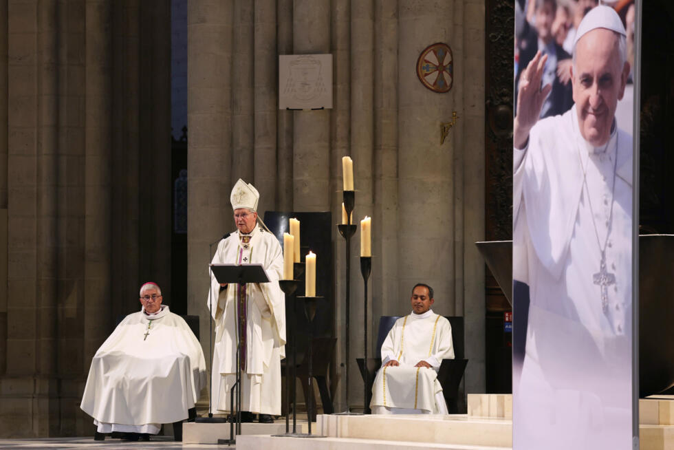 Mgr Laurent Ulrich célèbre une messe solennelle à Notre-Dame de Paris