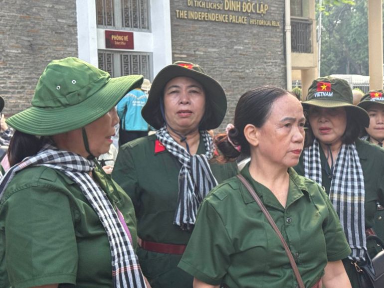 Célébrations militaires à Ho Chi Minh