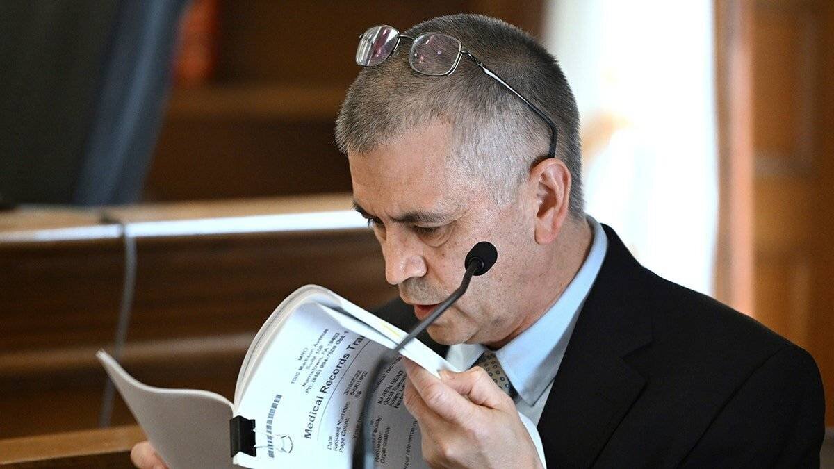 Dr Garrey Faller témoigne au procès