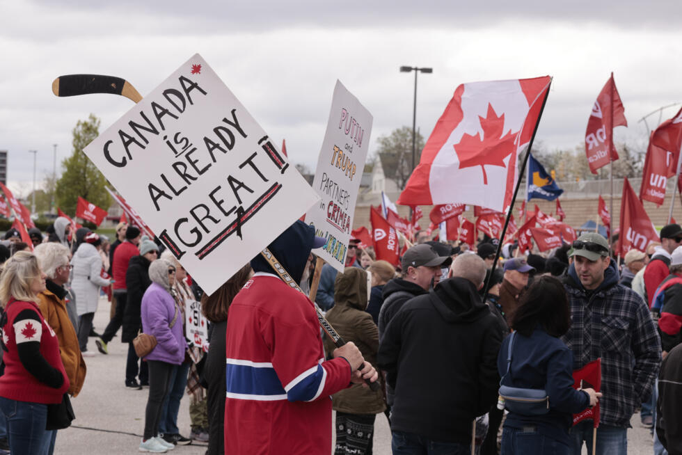 Une manifestation contre les politiques de Donald Trump dans la ville canadienne de Windsor en Ontario le 26 avril 2025