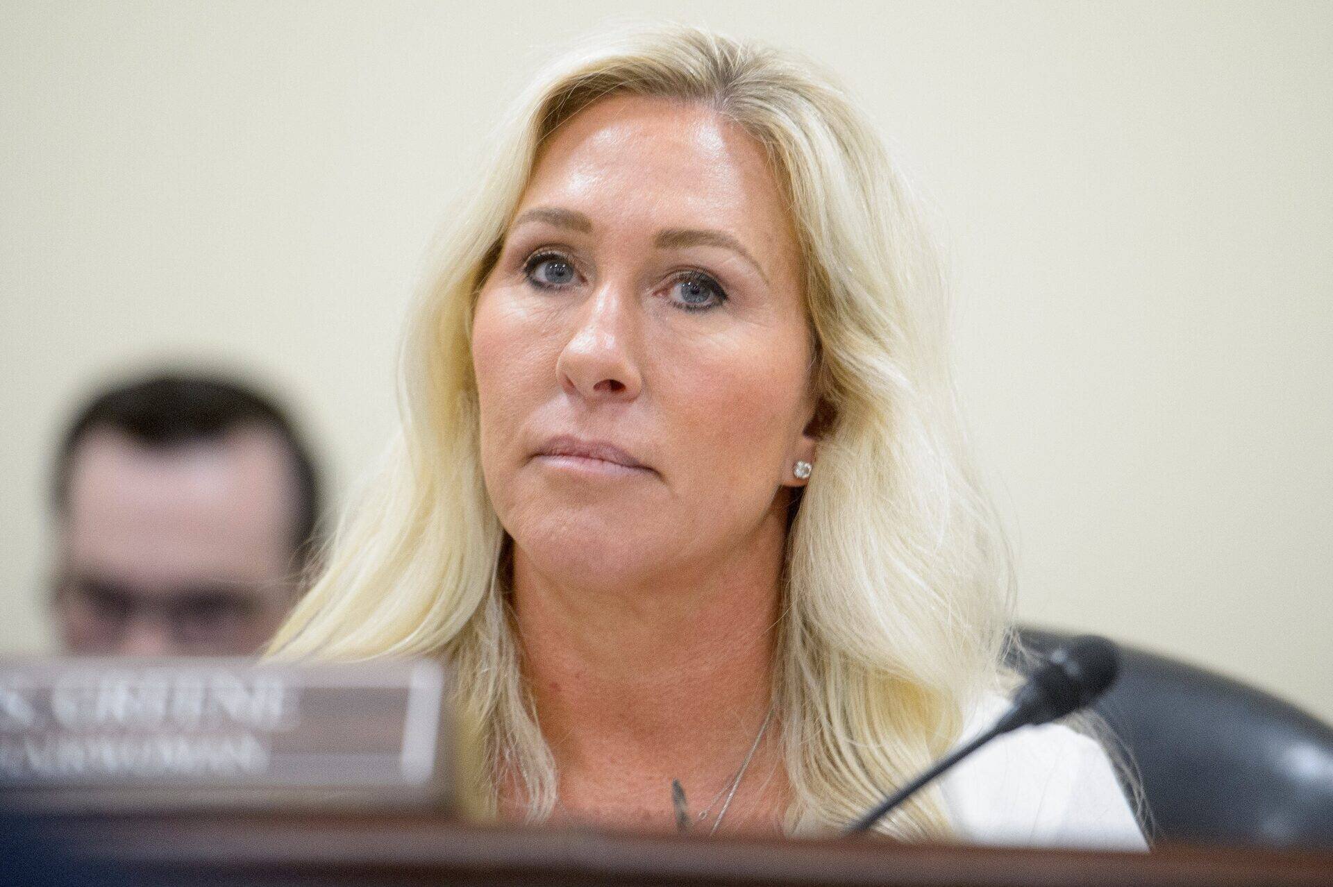 Marjorie Taylor Greene avertit que les Républicains paieront cher s'ils ne suivent pas la politique fiscale de Trump