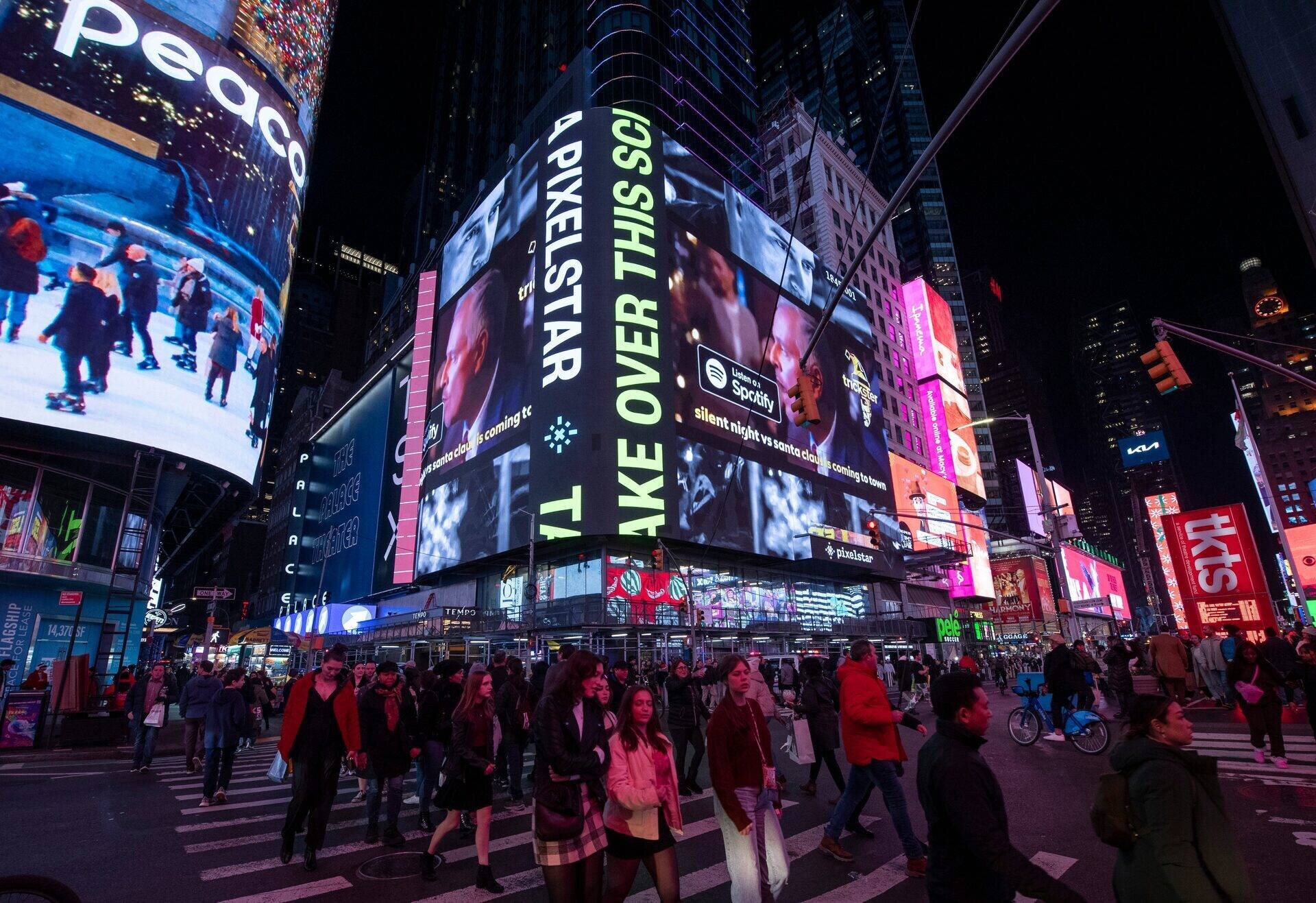 Times Square, qui accueillera l'événement de boxe unique vendredi